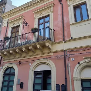 https://roman-forum-appartment.catania-hotels.net