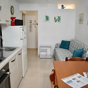 https://nellys-house.sicilyhotelsitaly.net