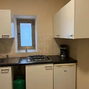 https://la-casa-di-masa.catania-hotels.net